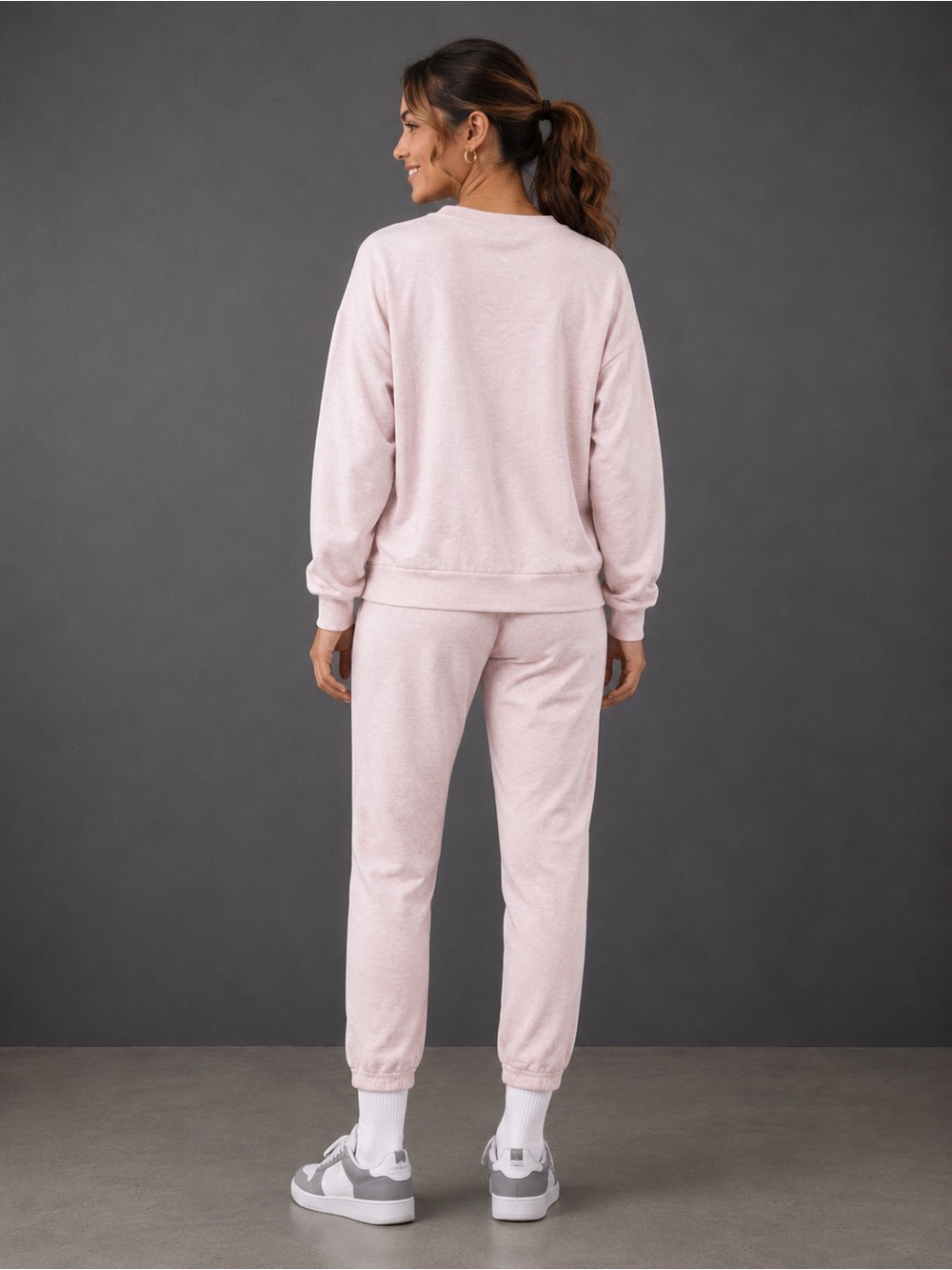 Forever 21 Women’s Light Pink Lounge Jogger Set - Picture 3 of 14